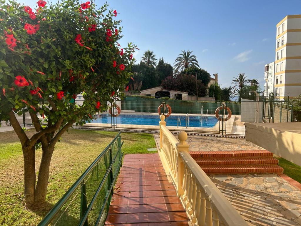 Apartamento Con Piscina Y Barbacoa Appartement La Cala Del Moral Buitenkant foto