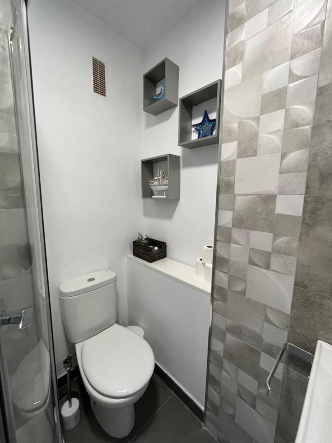 Apartamento Con Piscina Y Barbacoa Appartement La Cala Del Moral Buitenkant foto