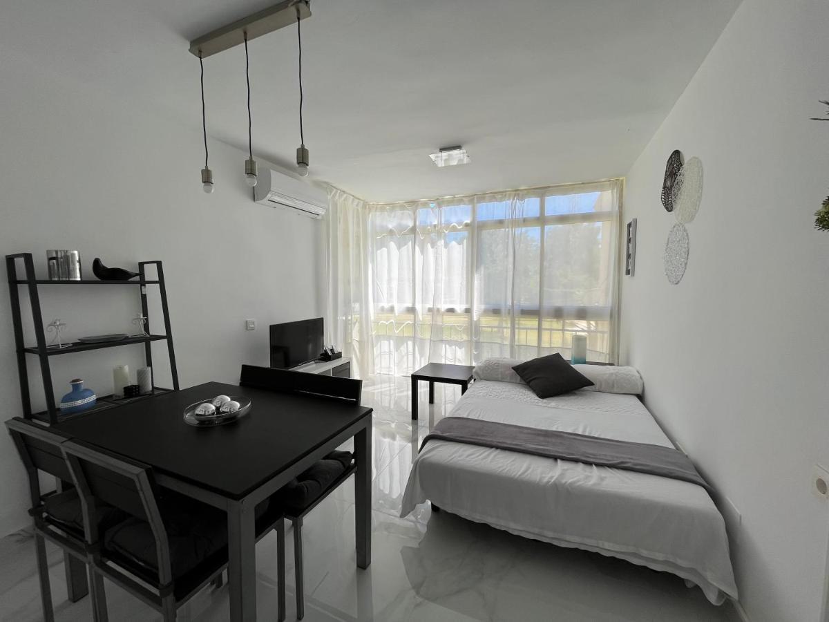 Apartamento Con Piscina Y Barbacoa Appartement La Cala Del Moral Buitenkant foto